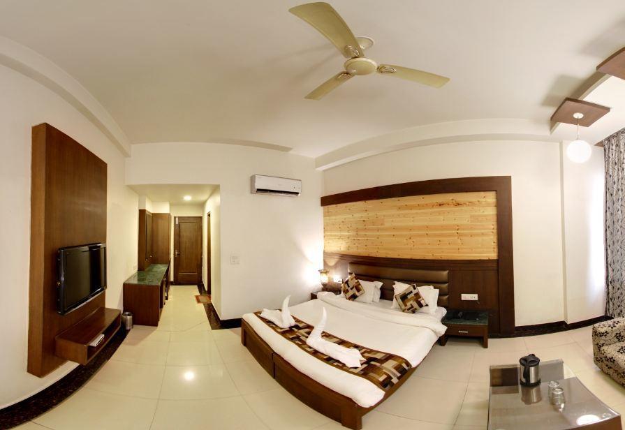 Namaskar Residency Hotel Amritsar Exterior photo